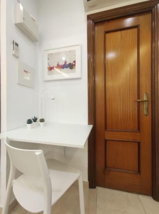 Appartement Menendez Pelayo 55 *